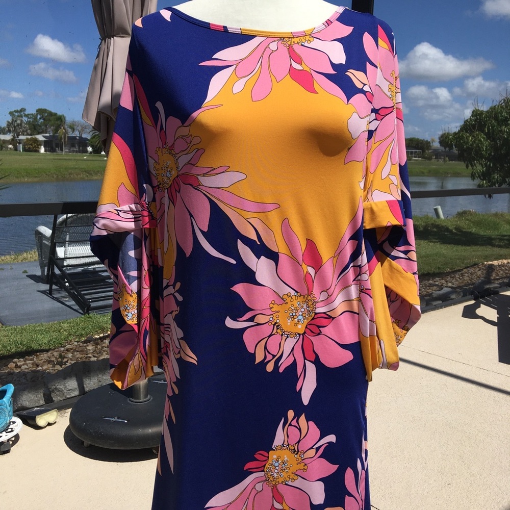 Trina Turk Floral Dress in Pink, Navy & Mustard Luxury Midi Designer Summer SZ M